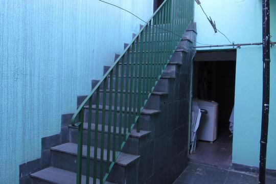 Área externa de casa à venda com 5 quartos, 230m² em Jardim D’abril, Osasco