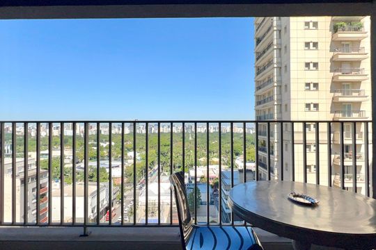 Varanda de kitnet/studio para alugar com 1 quarto, 28m² em Cerqueira César, São Paulo