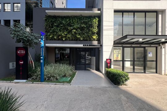 Fachada de apartamento para alugar com 1 quarto, 35m² em Pinheiros, São Paulo
