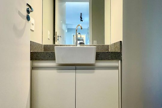 Lavabo de apartamento à venda com 1 quarto, 35m² em Pinheiros, São Paulo
