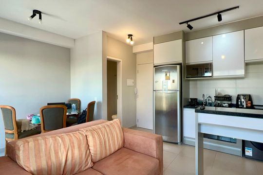 Sala de apartamento à venda com 1 quarto, 35m² em Pinheiros, São Paulo