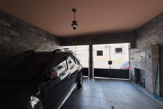 Garagem de casa à venda com 5 quartos, 125m² em Jardim Cidade Pirituba, São Paulo