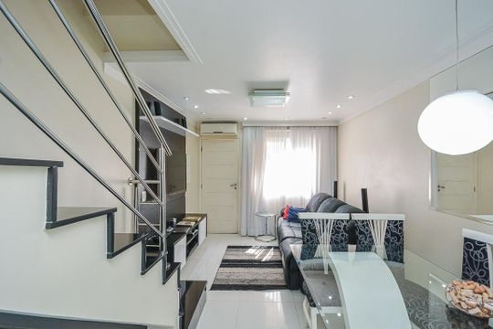 Sala de casa de condomínio à venda com 2 quartos, 65m² em Vila Campo Grande, São Paulo