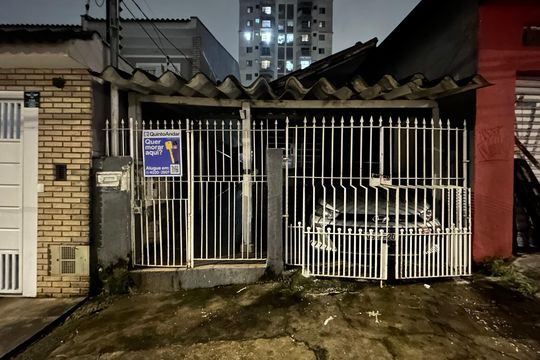 Fachada de casa para alugar com 1 quarto, 4200m² em Jardim Palmares (zona Sul), São Paulo