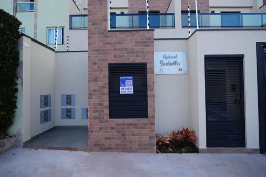 Placa de apartamento à venda com 2 quartos, 84m² em Vila Amabile Pezzolo, Santo André