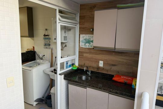 Sacada de apartamento à venda com 1 quarto, 60m² em Piratininga, Niterói