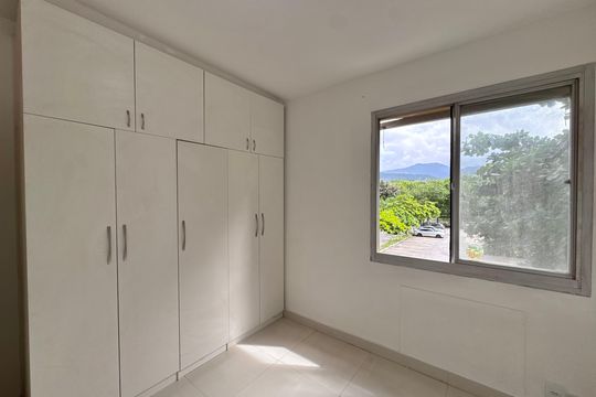 Suite de apartamento para alugar com 2 quartos, 63m² em Barra da Tijuca, Rio de Janeiro
