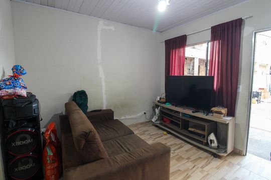 Casa à venda com 1 quarto, 114m² em Jardim Sarah, São Paulo