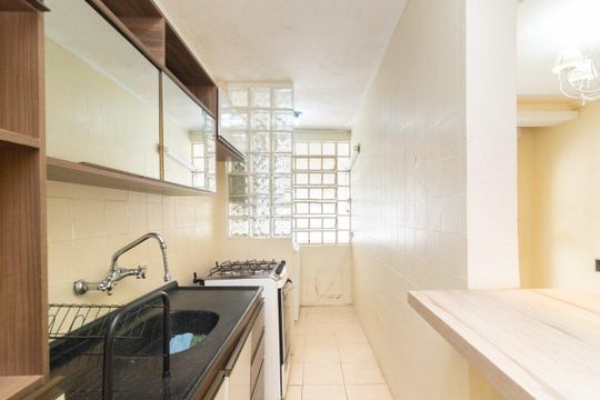 Cozinha  de apartamento para alugar com 2 quartos, 128m² em Medianeira, Porto Alegre