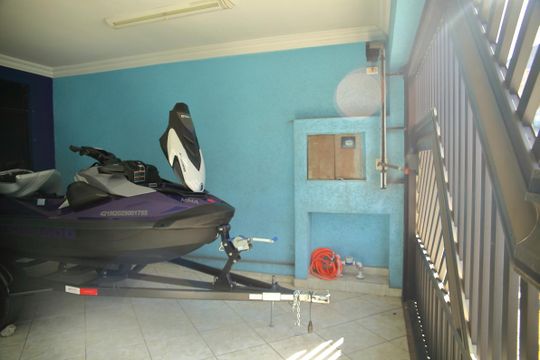 Casa 2  -Garagem de casa à venda com 8 quartos, 489m² em Dos Casa, São Bernardo do Campo