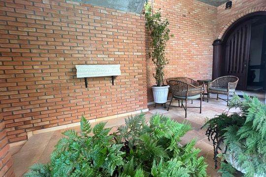 Área externa de casa à venda com 4 quartos, 416m² em Residencial Quatro (Alphaville), Santana de Parnaíba