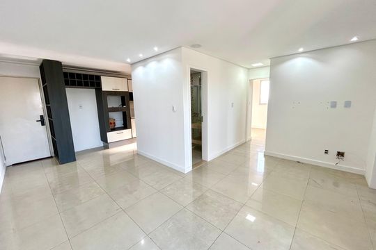 Apartamento à venda com 2 quartos, 70m² em Vila Moreira, Guarulhos