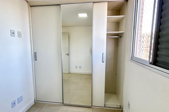 Quarto 1 de apartamento à venda com 2 quartos, 70m² em Vila Moreira, Guarulhos