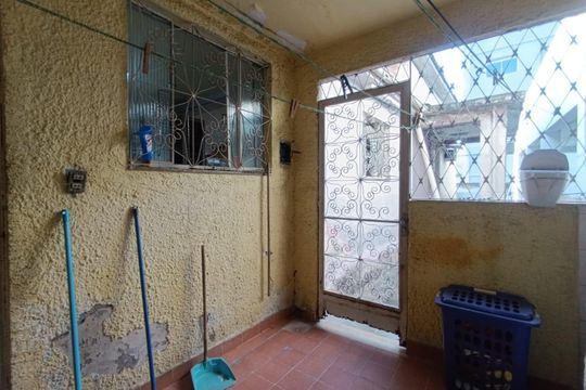 Casa para alugar com 3 quartos, 200m² em Caonze, Nova Iguaçu