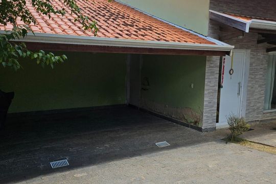 Fachada de casa de condomínio à venda com 4 quartos, 330m² em Loteamento Caminhos de San Conrado (Sousas), Campinas