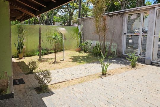 Área externa de casa de condomínio à venda com 4 quartos, 330m² em Loteamento Caminhos de San Conrado (Sousas), Campinas