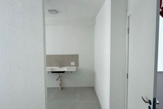 Cozinha de apartamento para alugar com 2 quartos, 38m² em Arraial do Retiro, Salvador