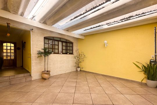 Garagem de casa à venda com 3 quartos, 130m² em Vila Jordanopolis, São Bernardo do Campo