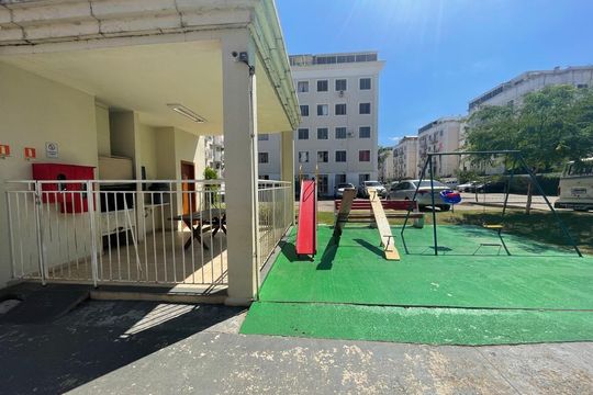 Área externa de apartamento à venda com 2 quartos, 49m² em Santos Dumont, São Leopoldo