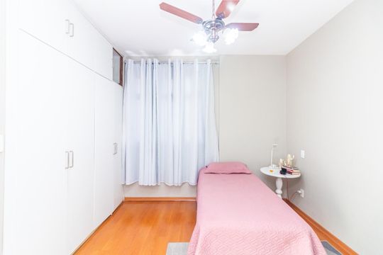 Apartamento à venda com 3 quartos, 90m² em Sagrada Família, Belo Horizonte