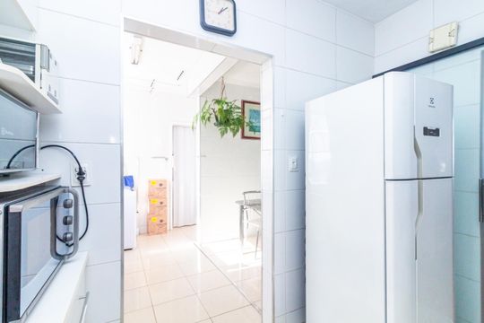 Apartamento à venda com 3 quartos, 90m² em Sagrada Família, Belo Horizonte