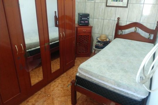 Casa à venda com 4 quartos, 141m² em Vila Zat, São Paulo