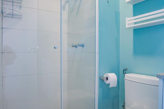 Banheiro de apartamento à venda com 1 quarto, 42m² em Vila Dom Pedro I, São Paulo