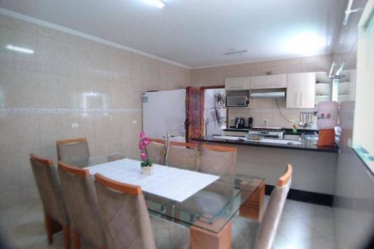 Casa à venda com 4 quartos, 306m² em Cidade Líder, São Paulo
