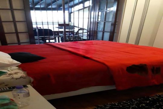 Casa à venda com 3 quartos, 209m² em Vila Dalva, São Paulo