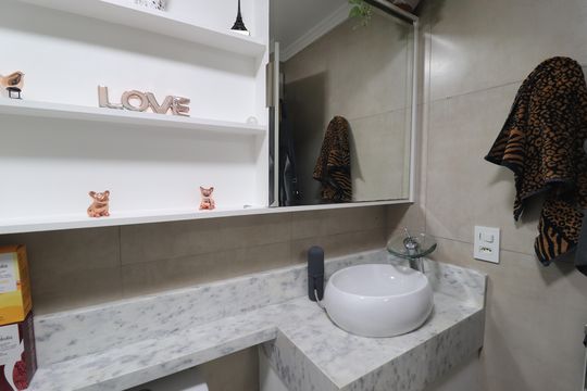 Banheiro Quarto 1 suíte de apartamento à venda com 3 quartos, 76m² em Parque das Nações, Santo André