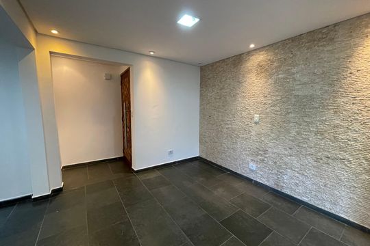 Sala de apartamento à venda com 3 quartos, 65m² em Jardim Peri Peri, São Paulo
