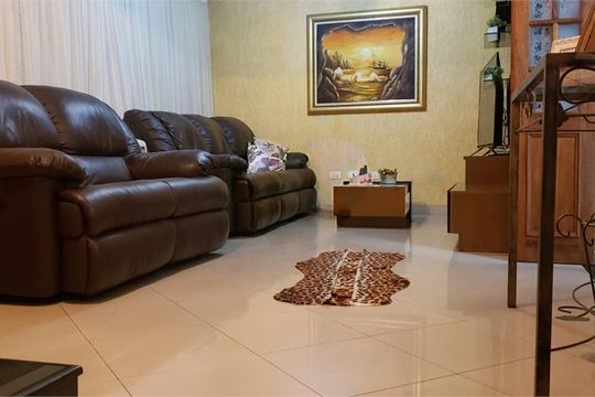 Casa à venda com 4 quartos, 270m² em Conjunto Habitacional Barreira Grande, São Paulo