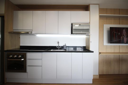 Cozinha de kitnet/studio para alugar com 1 quarto, 35m² em Petrópolis, Porto Alegre