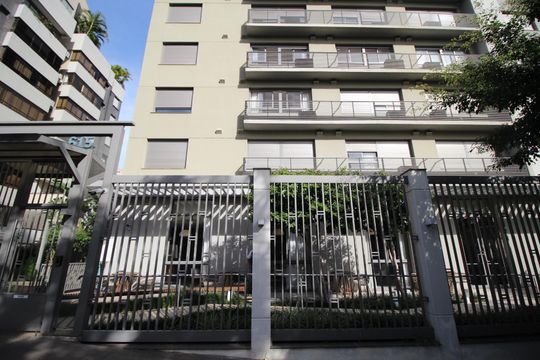 Fachada de kitnet/studio para alugar com 1 quarto, 35m² em Petrópolis, Porto Alegre
