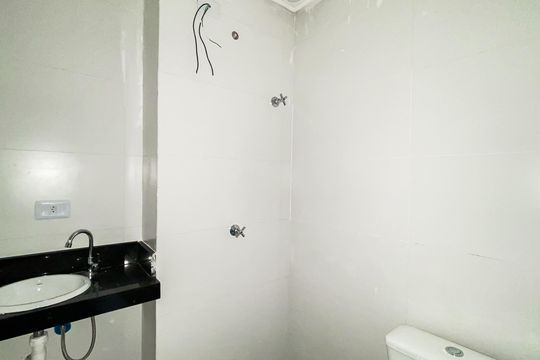 Banheiro  de apartamento à venda com 2 quartos, 35m² em Cidade Patriarca, São Paulo