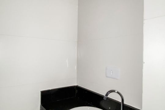 Banheiro  de apartamento à venda com 2 quartos, 35m² em Cidade Patriarca, São Paulo