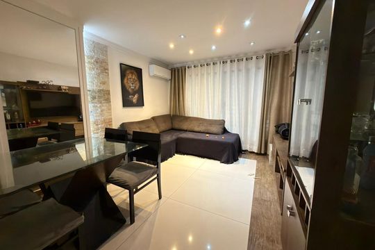 Sala de casa à venda com 5 quartos, 143m² em Alto da Lapa, São Paulo