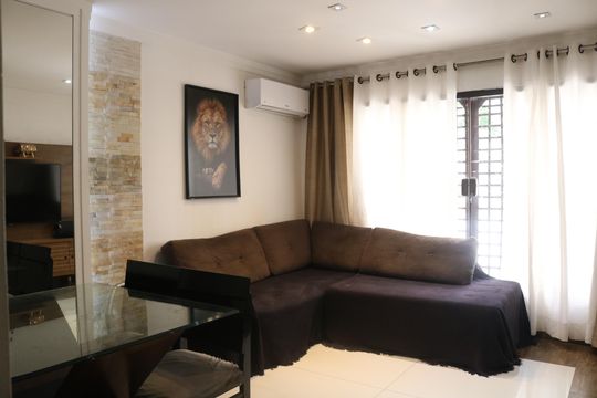 Sala de casa à venda com 5 quartos, 143m² em Alto da Lapa, São Paulo