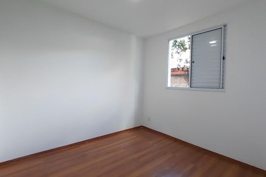 Quarto 1 de apartamento para alugar com 2 quartos, 44m² em Chácaras Tubalina e Quartel, Uberlândia