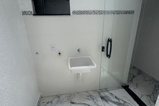 Casa para alugar com 1 quarto, 70m² em Laranjal, São Gonçalo