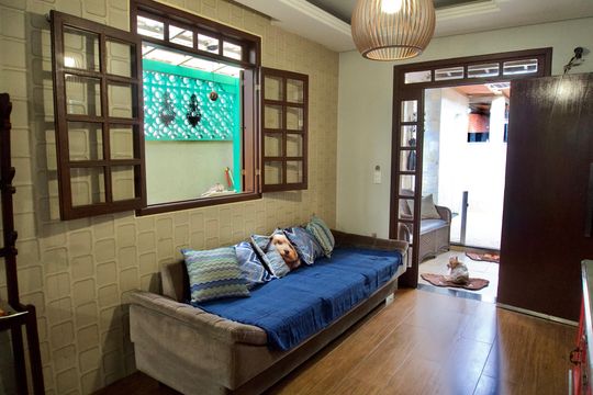 Sala de casa à venda com 3 quartos, 360m² em Alto dos Pinheiros, Belo Horizonte