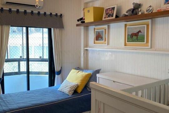 Apartamento para alugar com 3 quartos, 230m² em Real Parque, São Paulo