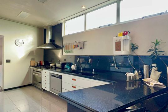 Cozinha de apartamento à venda com 3 quartos, 165m² em Cerqueira César, São Paulo