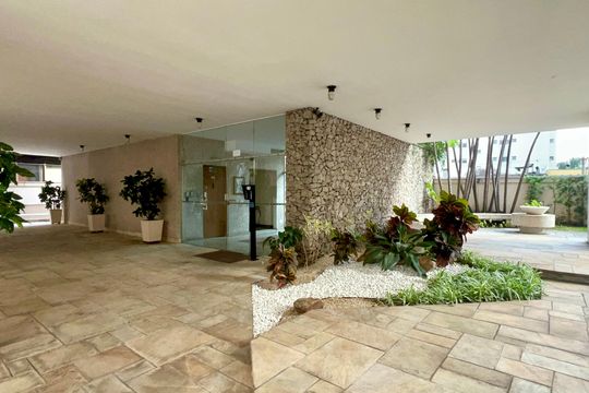 Área comum de apartamento à venda com 3 quartos, 165m² em Cerqueira César, São Paulo