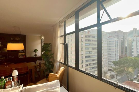 Vista de apartamento à venda com 3 quartos, 165m² em Cerqueira César, São Paulo