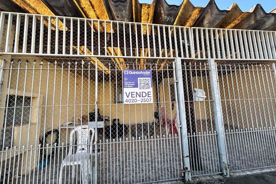 Fachada de casa à venda com 2 quartos, 175m² em Cidade Patriarca, São Paulo