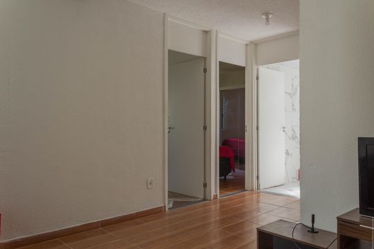 Sala de apartamento para alugar com 2 quartos, 50m² em Jardim Silvina, São Bernardo do Campo