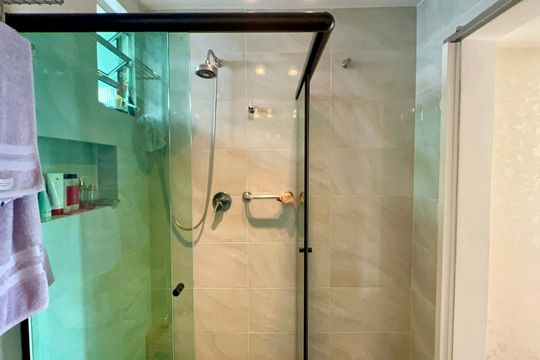 Banheiro da Suíte de apartamento para alugar com 2 quartos, 150m² em Jardim Paulista, São Paulo