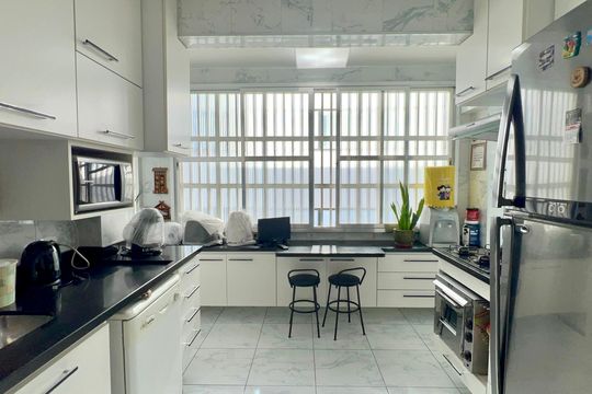 Cozinha de apartamento para alugar com 2 quartos, 150m² em Jardim Paulista, São Paulo