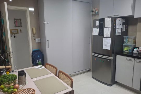 Cozinha de apartamento à venda com 3 quartos, 90m² em Copacabana, Rio de Janeiro
